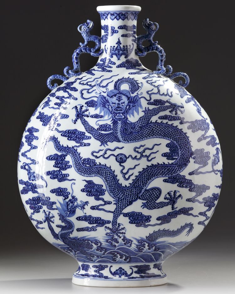 A LARGE CHINESE BLUE AND WHITE 'DRAGON' MOONFLASK, CHINA, 20TH CENTURY