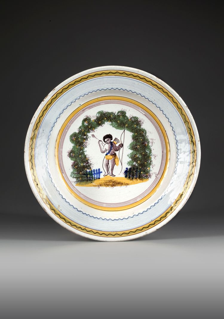A BRUSSELS FAIENCE DISH, CIRCA 1780-1800