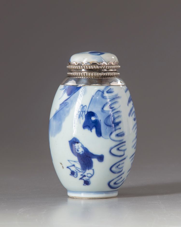 A blue and white silver mounted jar and cover