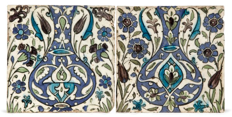 A PAIR OF DAMASCUS POTTERY TILES, SYRIA, 16TH-17TH CENTURY