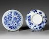 A CHINESE BLUE AND WHITE COVERED BOX, KANGXI PERIOD (1662–1722)