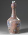 A Chinese wucai garlic-head vase