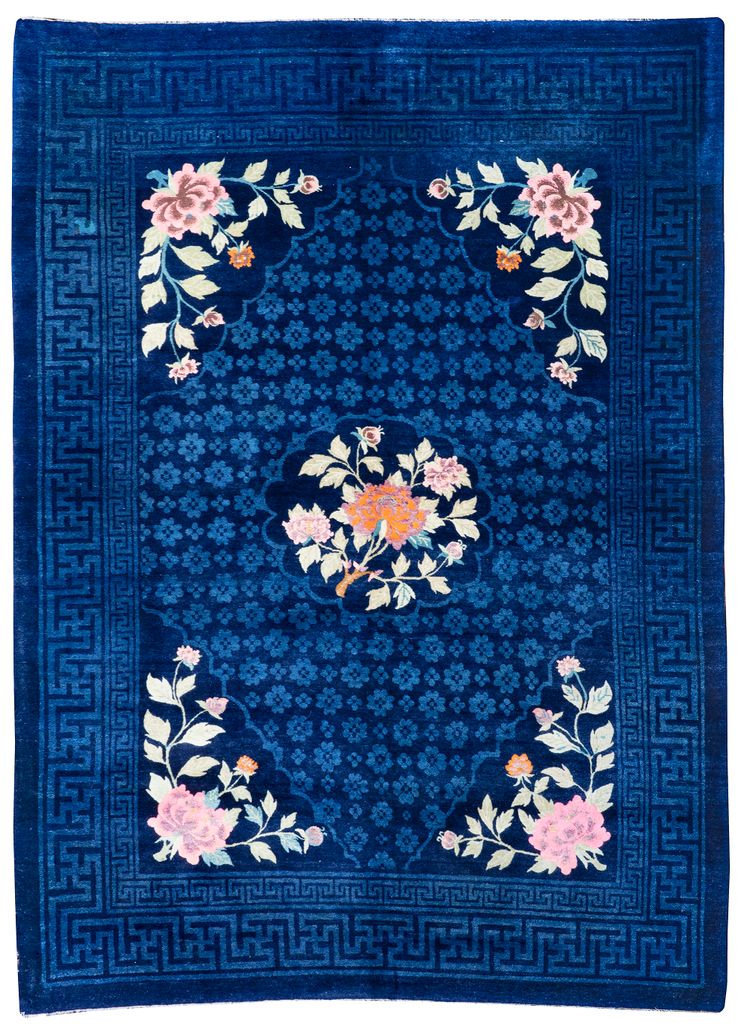 A CHINESE PAO TAO CARPET, 20TH CENTURY