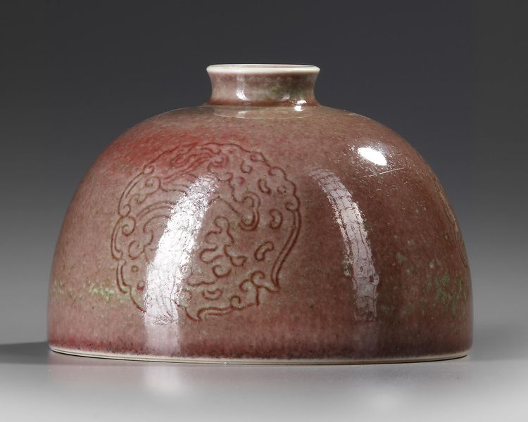 A FINE PEACHBLOOM-GLAZED BEEHIVE WATERPOT, WITH KANGXI MARK ,19TH CENTURY