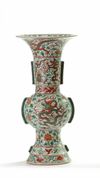 A Chinese wucai 'dragon' zun