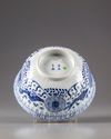 A CHINESE BLUE AND WHITE BOWL, 19TH CENTURY