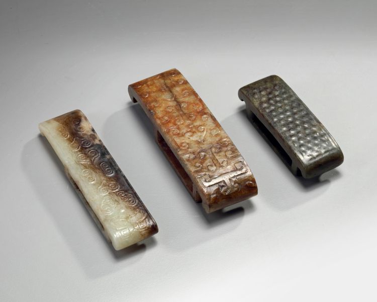 A group of three Chinese jade objects