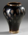 A CHINESE 'CIZHOU' RUSSET-SLPASHED BLACK-GLAZED JAR, SONG DYNASTY (960-1279)