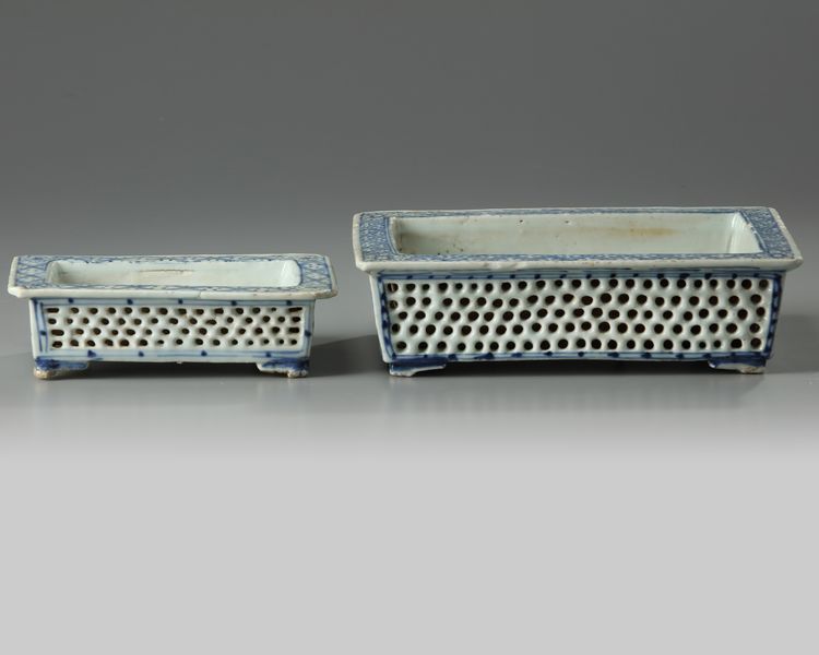 TWO CHINESE BLUE AND WHITE RECTANGULAR JARDINIERES, 19TH CENTURY