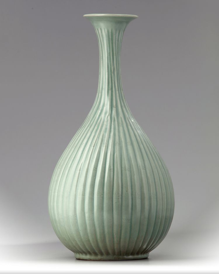 A Korean celadon-glazed fluted vase