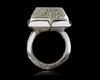 A CRYSTAL SILVER RING, PERSIA, 19TH CENTURY