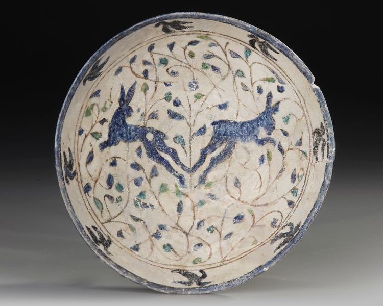 KASHAN UNDERGLAZE-PAINTED BOWL, 12TH–13TH CENTURY