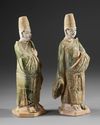 A PAIR OF GLAZED FIGURES, CHINA, MING DYNASTY (1368-1644)