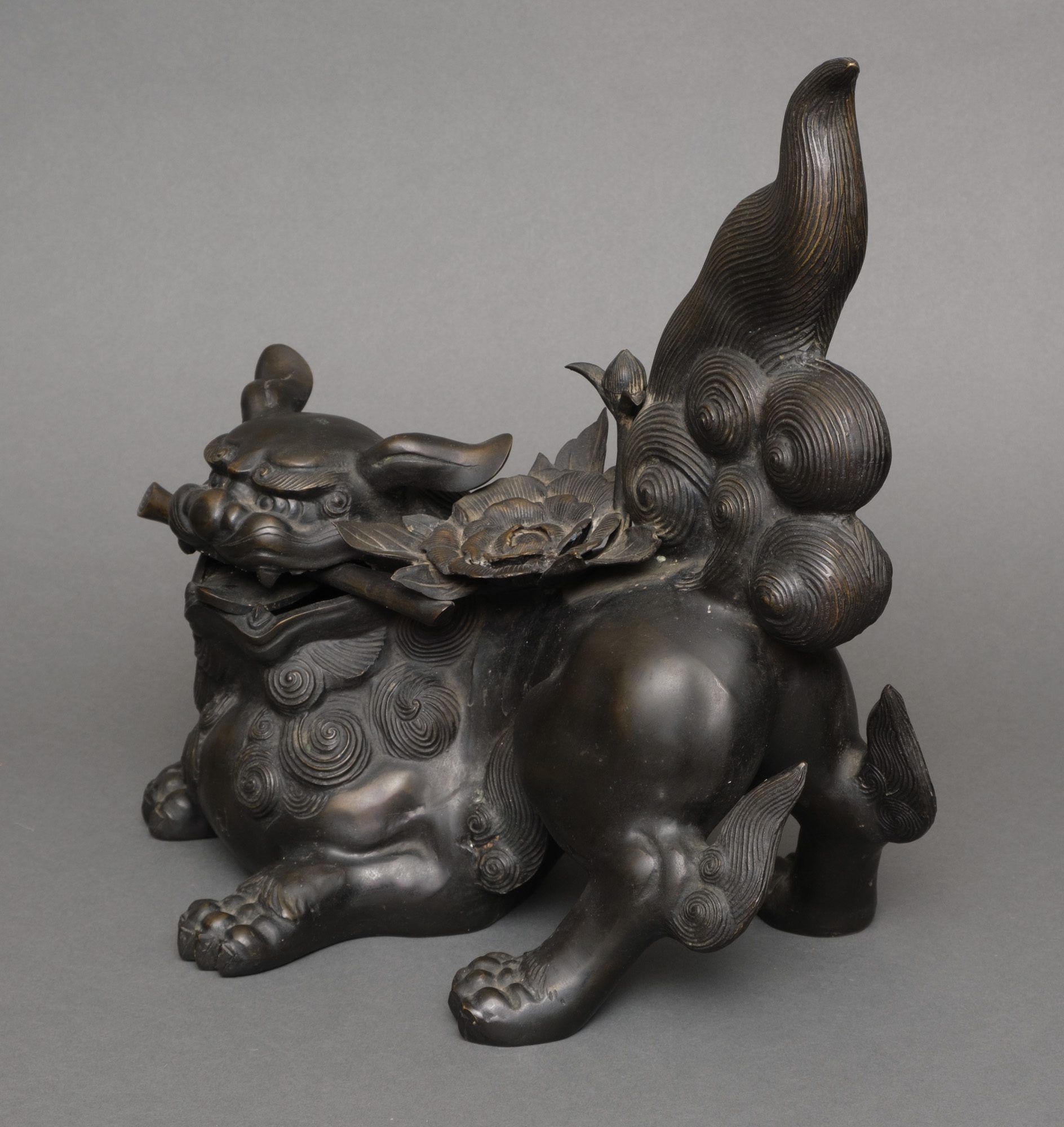 A JAPANESE BRONZE TEMPLE LION 獅子 (SHISHI), MEIJI PERIOD (1868-1912)
