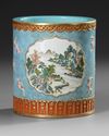 A CHINESE FAMILLE ROSE BRUSH POT, 19TH-20TH CENTURY