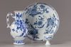 A lot of three Chinese blue and white objects