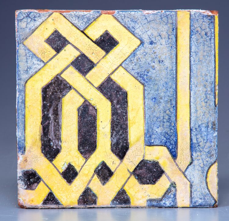 A TIMURID  CALLIGRAPHIC CUERDA SECA POTTERY TILE CENTRAL ASIA, 15TH CENTURY