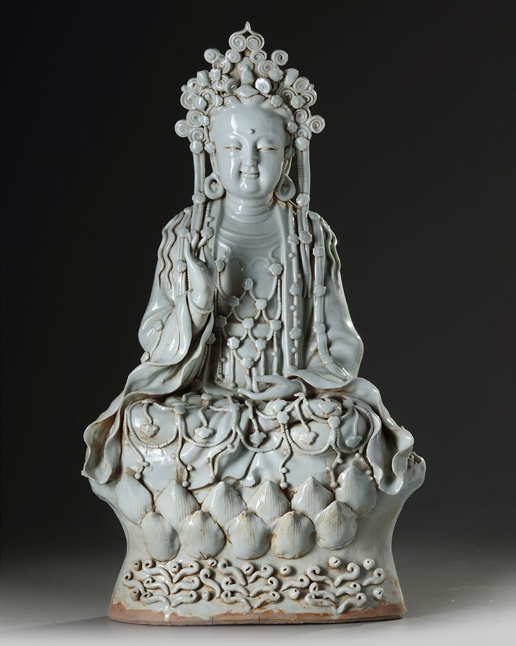 A large  Chinese qingbai figure of Guanyin