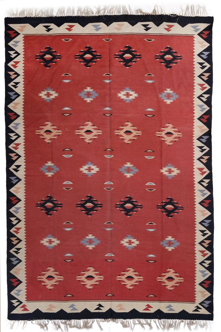 A WEST ANATOLIAN KILIM, FIRST HALF 20TH CENTURY