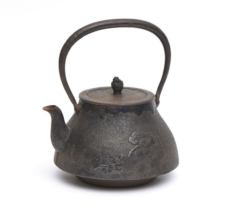 A Japanese cast-iron kettle (tetsubin)