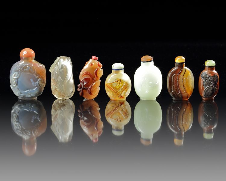 A GROUP OF SEVEN CHINESE SNUFF BOTTLES
