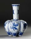 A CHINESE BLUE AND WHITE TULIP-SHAPED VASE, 19TH CENTURY
