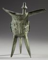 A CHINESE BRONZE JUE, QING DYNASTY (1644-1911)