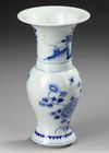 A CHINESE BLUE AND WHITE VASE – 19TH CENTURY