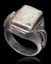 AN AGATE SEAL SILVER RING