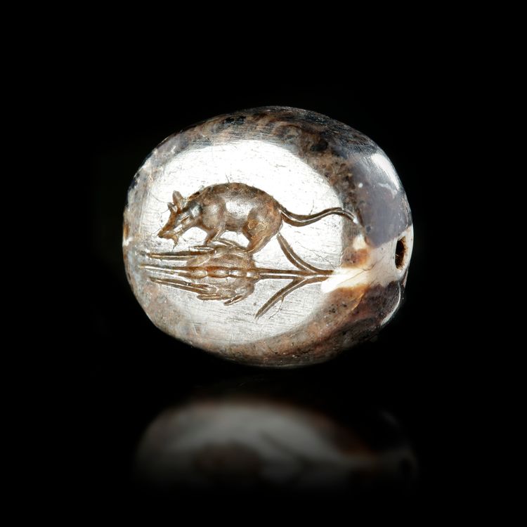 A GREEK SCARABOID WITH A MOUSE, 3RD/4TH CENTURY BC
