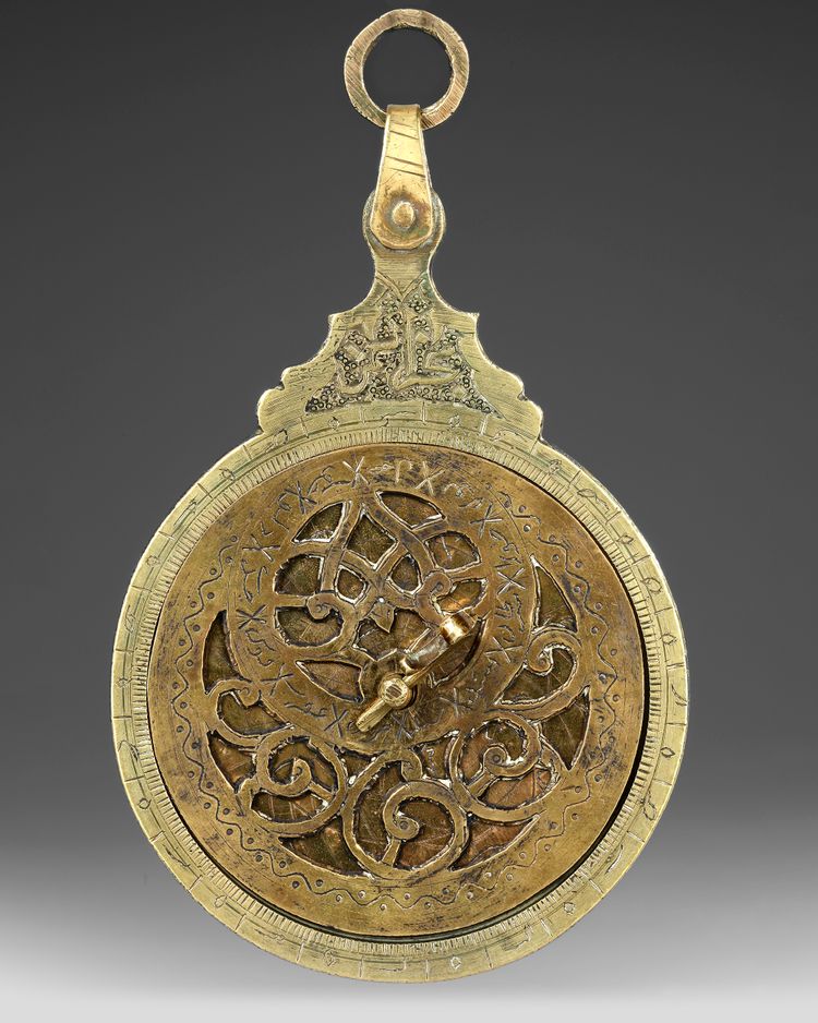 A FINE BRASS ASTROLABE, LATE 19TH CENTURY