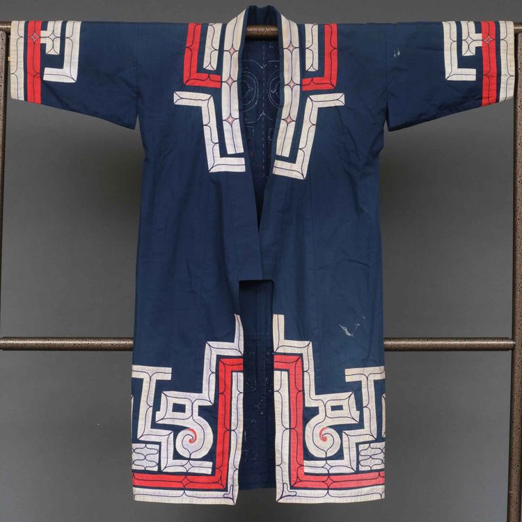 A JAPANESE AINU NAVY BLUE COTTON ROBE, FIRST PART 20TH CENTURY