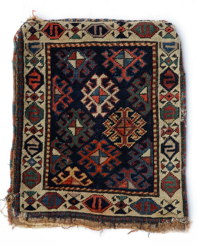 A QASHQAI BAGFACE, 19TH CENTURY
