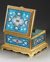 A BLUE PORCELAIN BOX, LATE 19TH CENTURY
