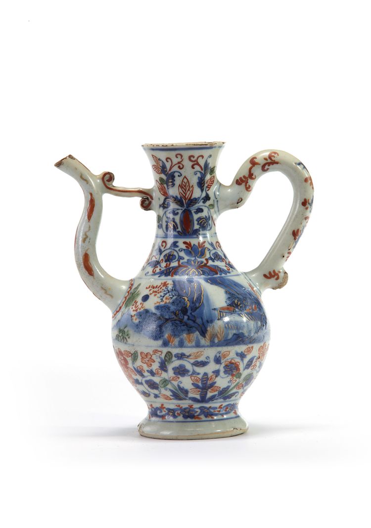A European-enamelled Chinese blue and white ewer