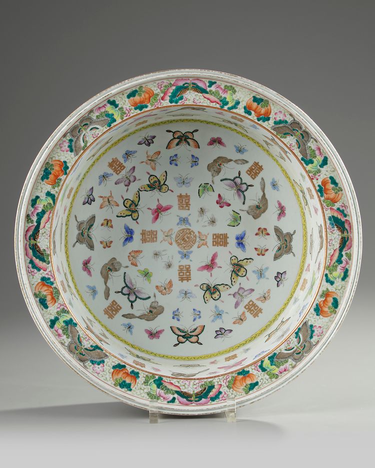 A Chinese famille rose 'butterfly' basin