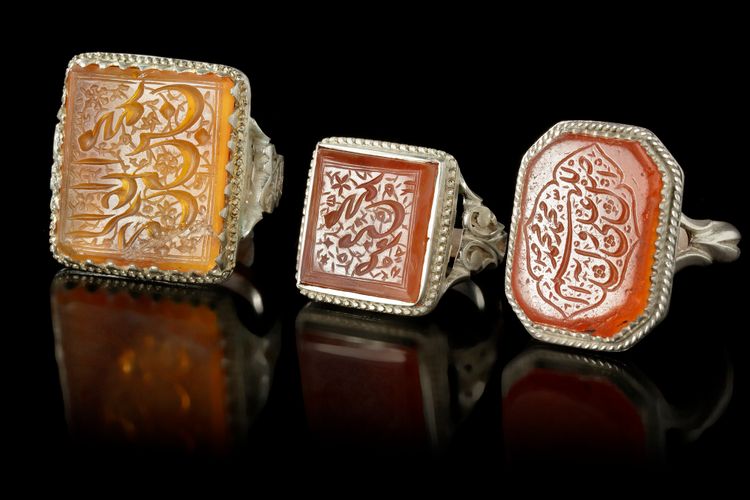 THREE AGATE SILVER RINGS