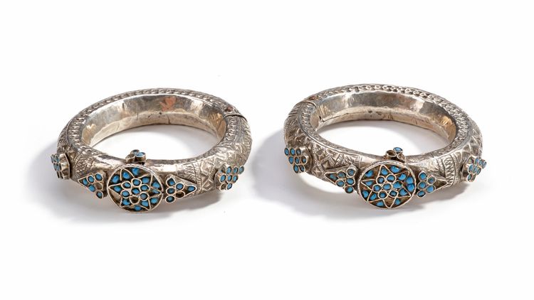 A PAIR OF SILVER BRACELETS, AFGHANISTAN, 19TH CENTURY